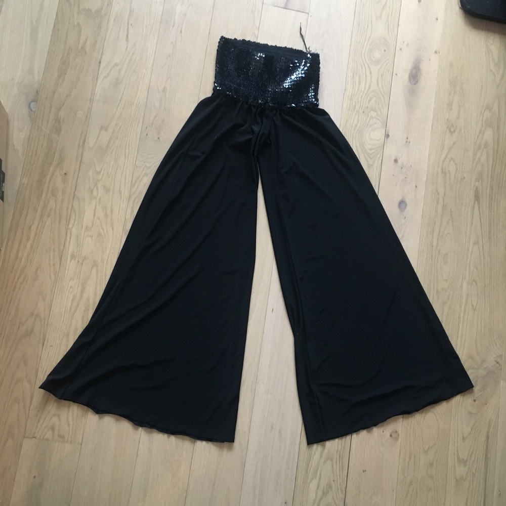 Small wet seal wide leg sequin pants- NYE DREAM